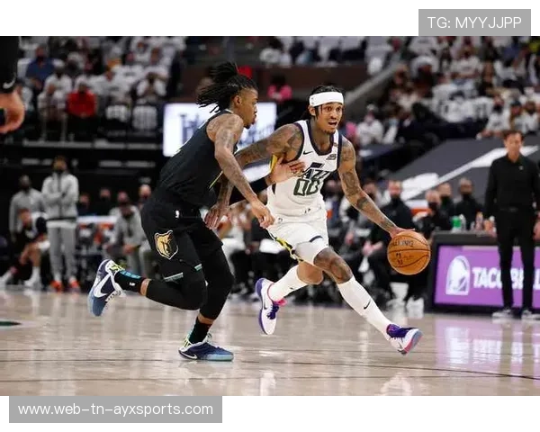 NBA反击克拉克森超车式突破变向上篮：一次极致操作背后的训练秘密