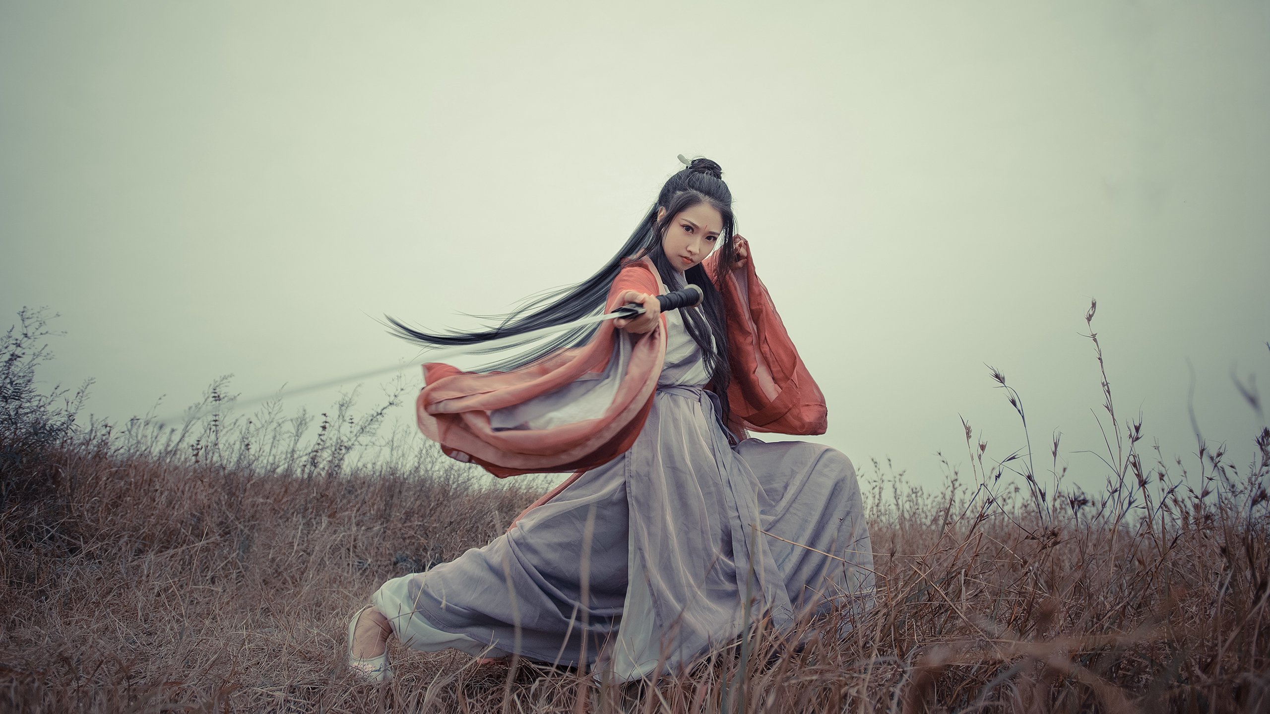 “腰旗美式橄榄球赛:东部新区赛场打造极限竞技新体验”