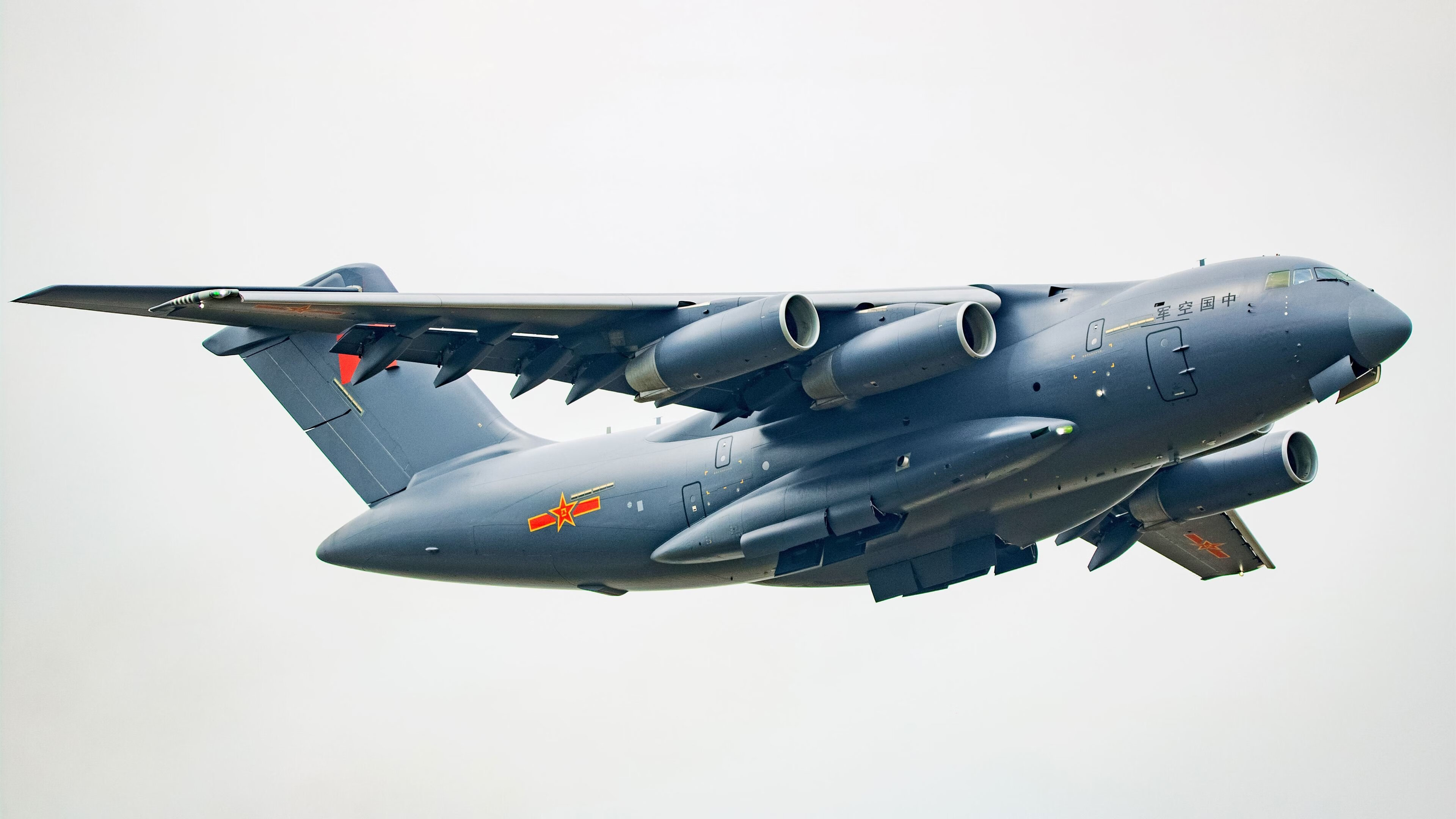 爱游戏体育app-梅西带领阿根廷稳步迈向世界杯，状态火热